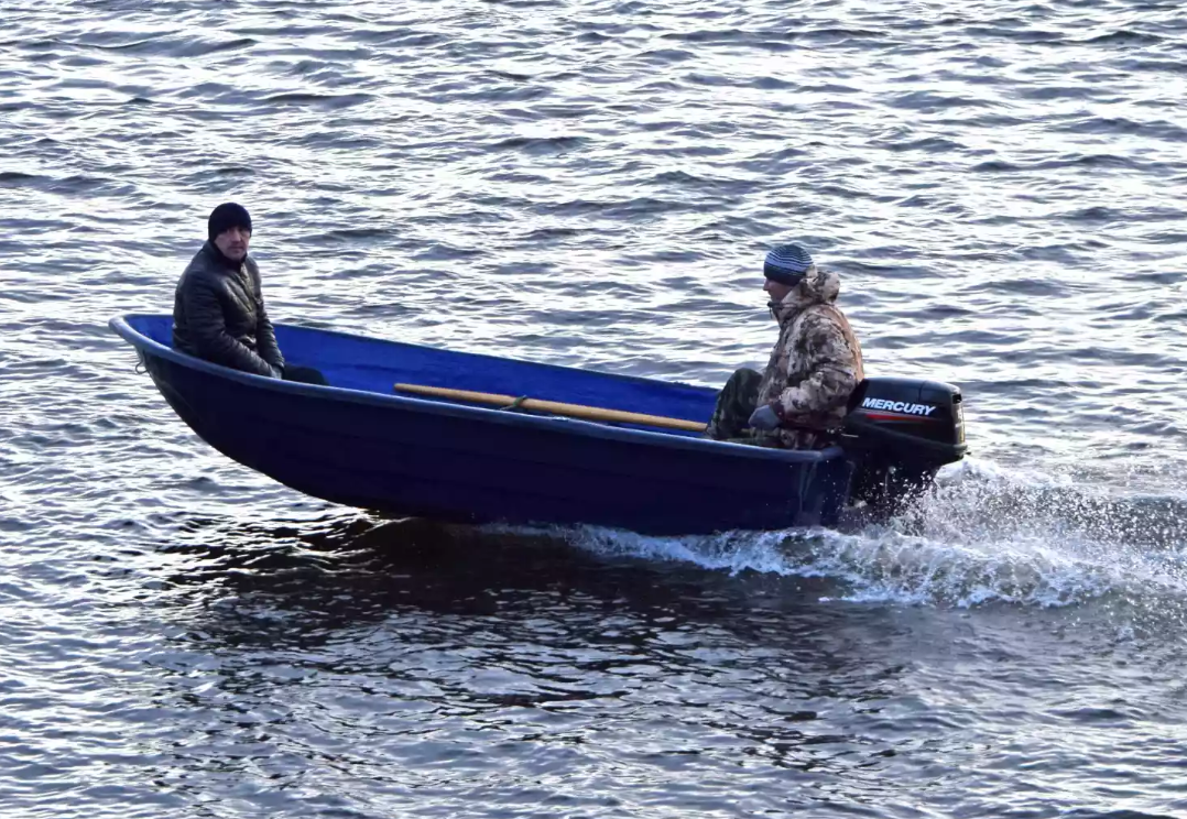 Стеклопластиковая лодка Neman-340 (тримаран) в Благовещенске