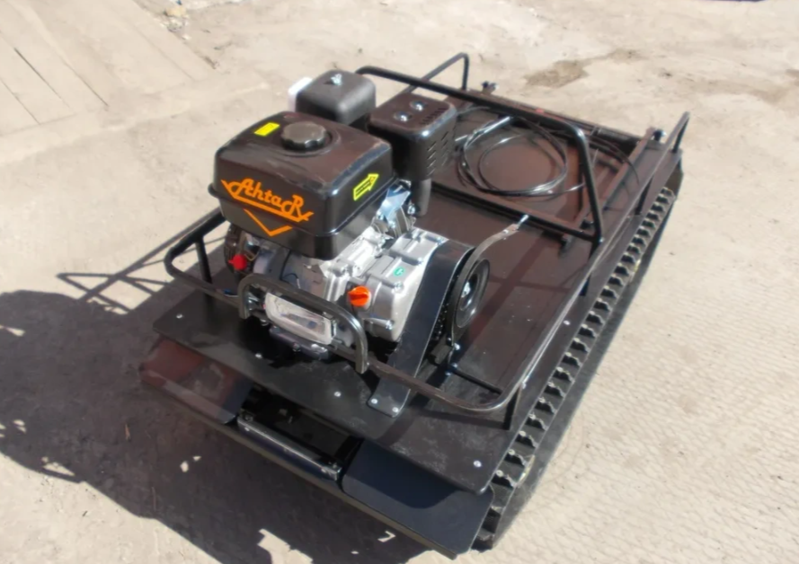 Мотобуксировщик AhtaR L 9 в Благовещенске