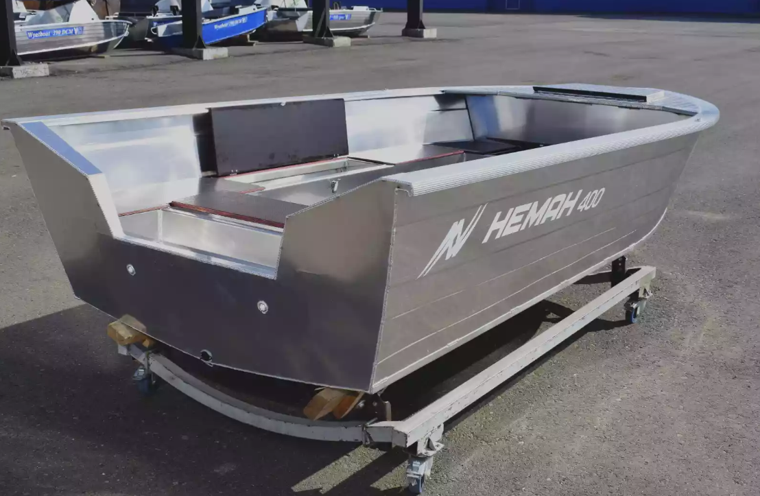 Алюминиевая лодка Неман-400 Р PRO в Благовещенске