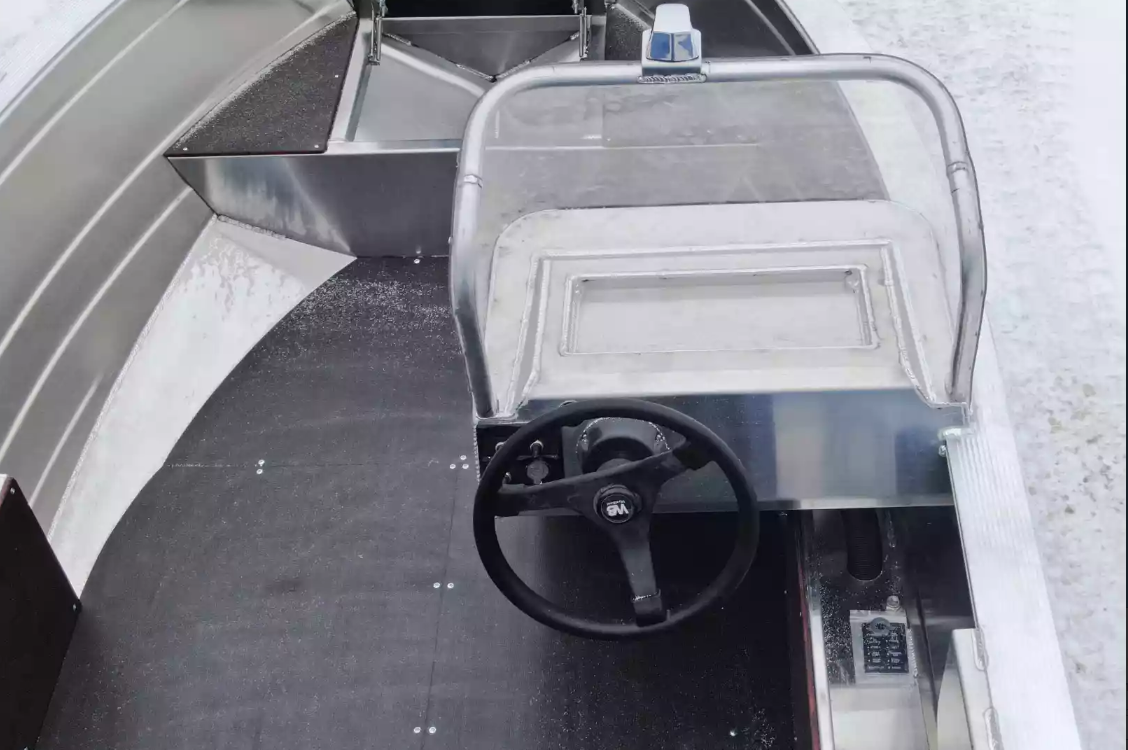 Алюминиевая лодка Неман-400 С в Благовещенске