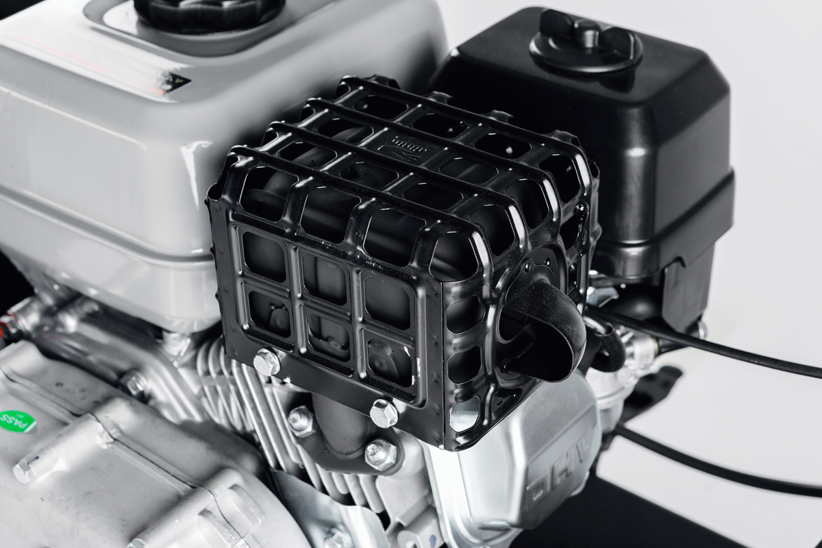 МОТОБУКСИРОВЩИК IKUDZO 1100/380 К7 в Благовещенске