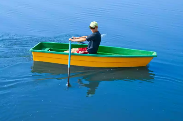 Стеклопластиковая лодка Малютка в Благовещенске