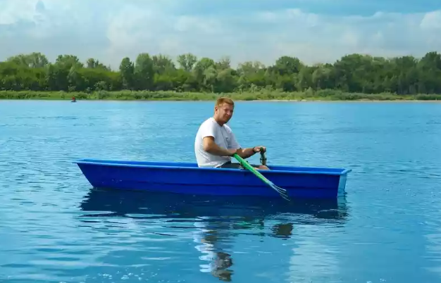 Стеклопластиковая лодка Малютка в Благовещенске