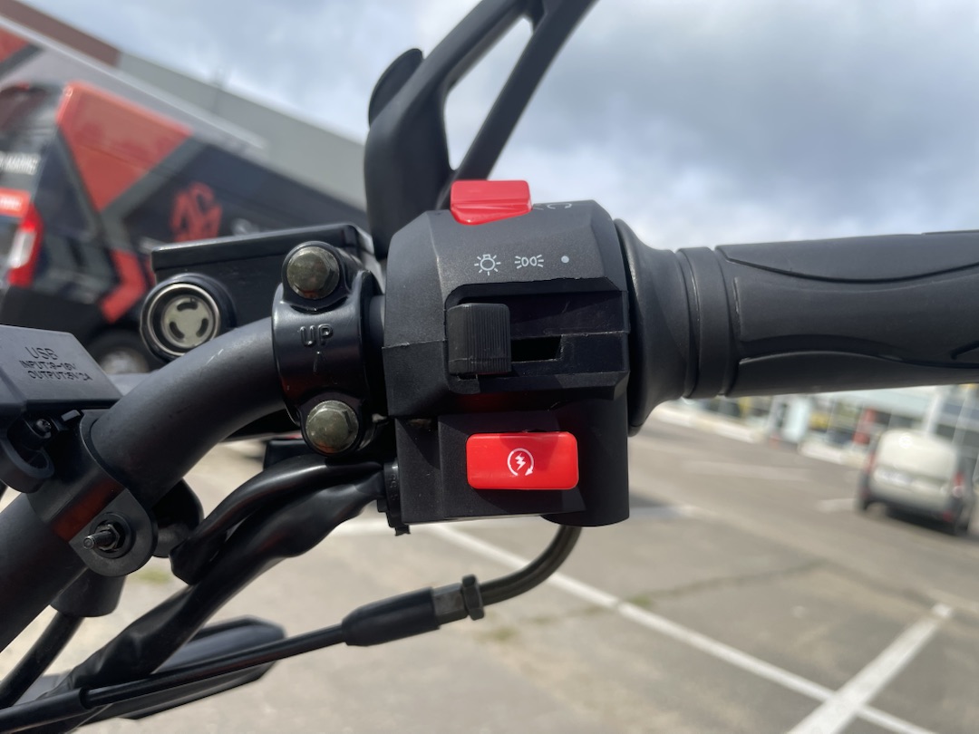 Мопед PROMAX CB150R (49) в Благовещенске