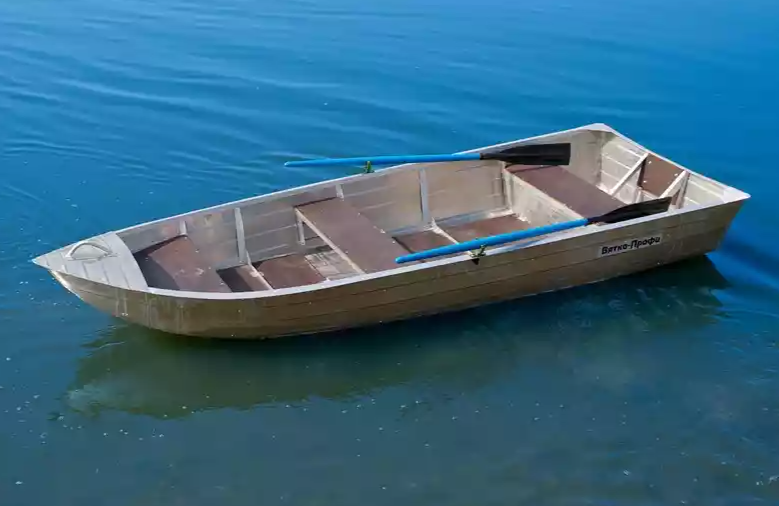 Алюминиевая лодка Вятка-Профи 37 в Благовещенске