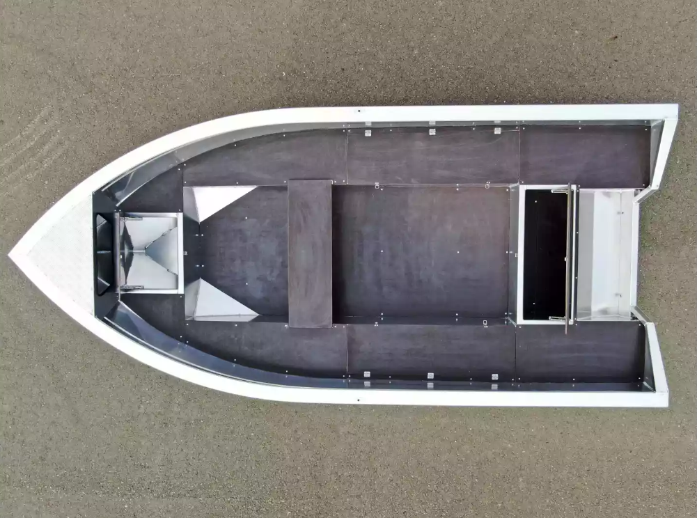 Алюминиевая лодка  Неман-420 в Благовещенске