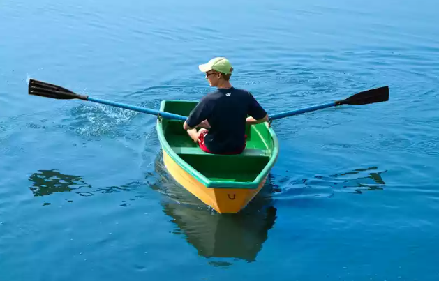 Стеклопластиковая лодка Малютка в Благовещенске