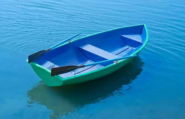 Стеклопластиковая лодка Дельфин в Благовещенске