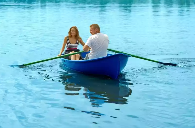 Стеклопластиковая лодка Дельфин в Благовещенске