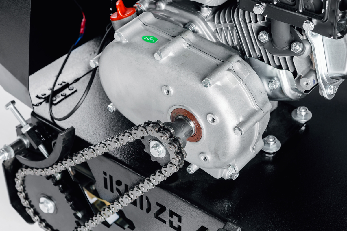 МОТОБУКСИРОВЩИК IKUDZO 1100/380 К7 в Благовещенске