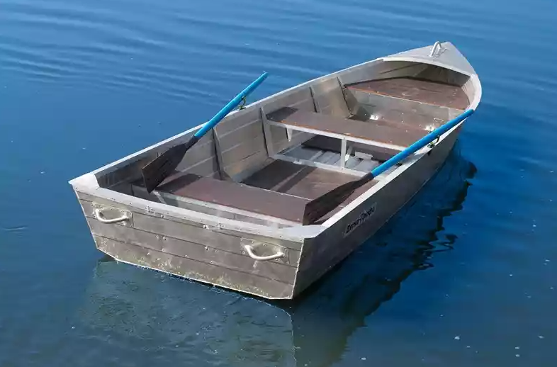 Алюминиевая лодка Вятка-Профи 32 в Благовещенске