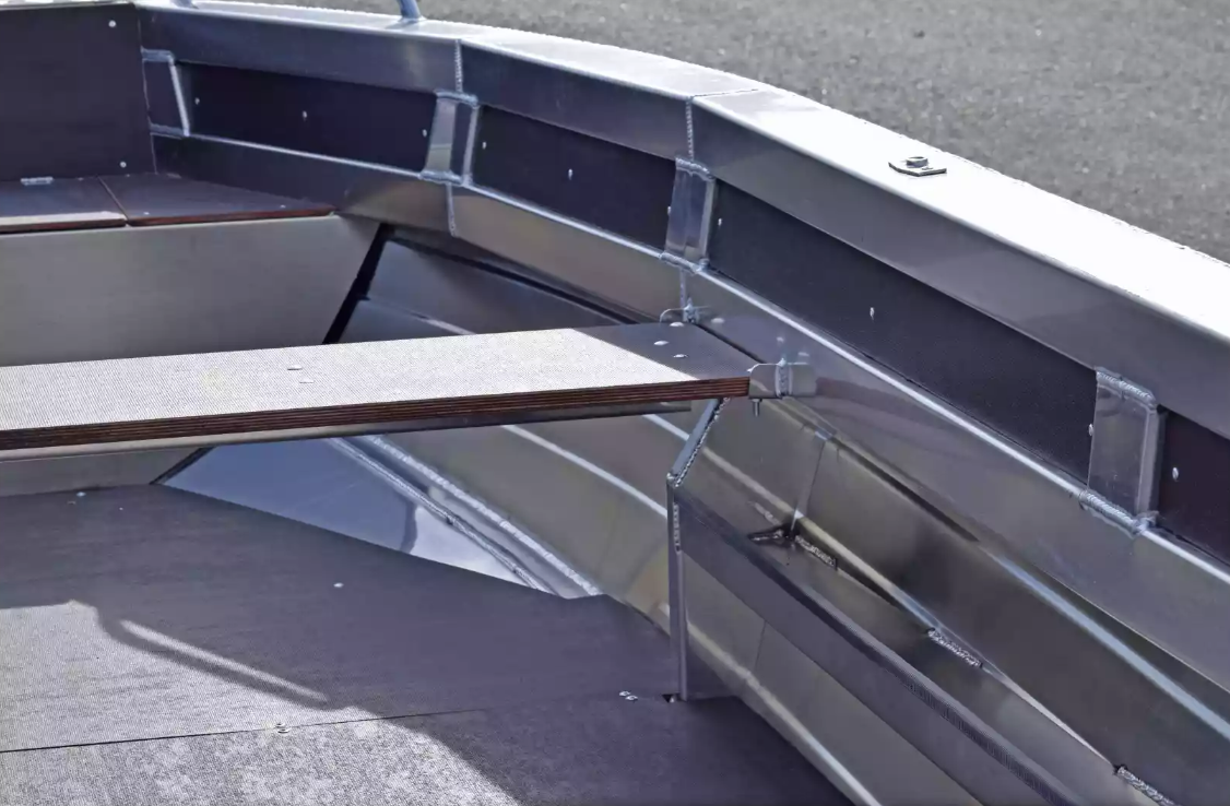 Алюминиевая лодка  Неман-480 Р в Благовещенске