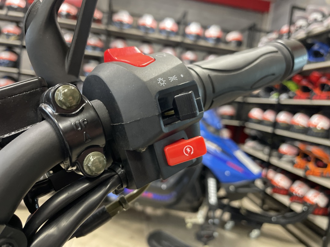 Мопед PROMAX CB150R (49) в Благовещенске