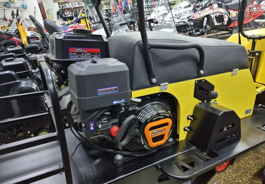 Миниснегоход Бурлак-М Егерь Стандарт SPORT 20 л.с. с эл.зап. в Благовещенске