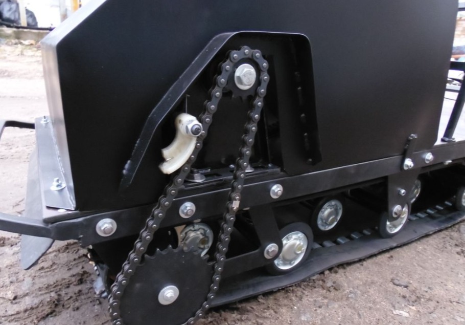 Мотобуксировщик AhtaR Зима 9 л/с с вариатором в Благовещенске