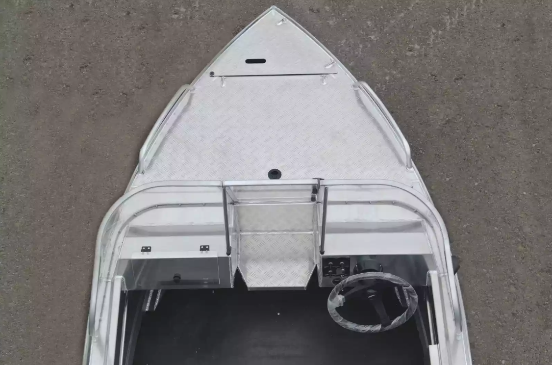 Алюминиевая лодка  Neman-400 PRO в Благовещенске