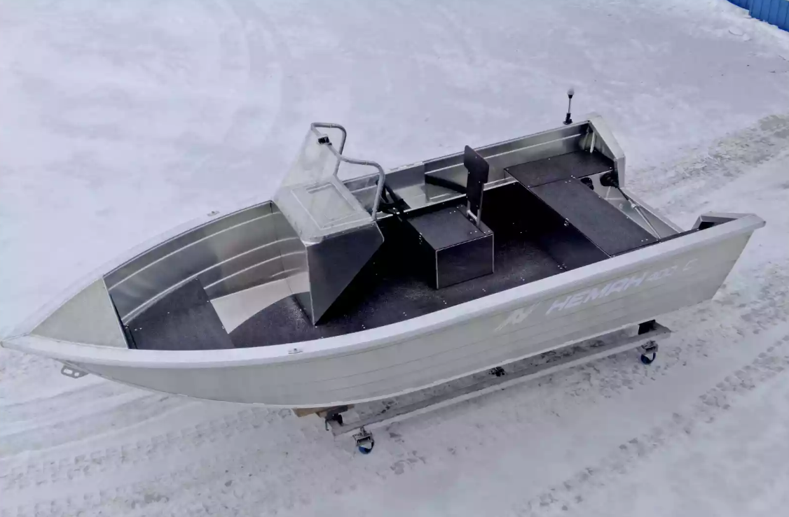 Алюминиевая лодка Неман-400 С в Благовещенске