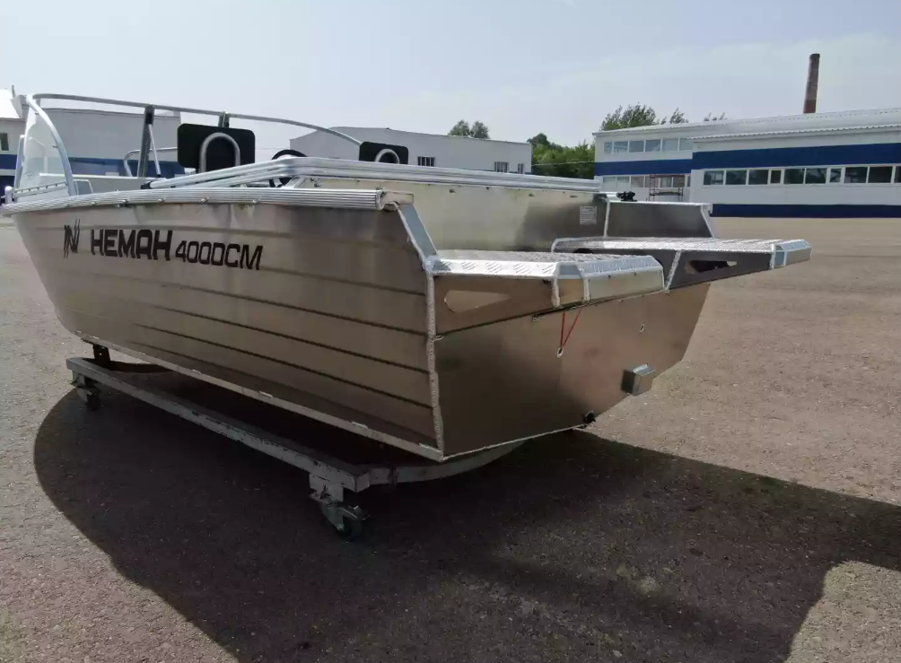 Алюминиевая лодка  Неман-400 DCM NEW в Благовещенске