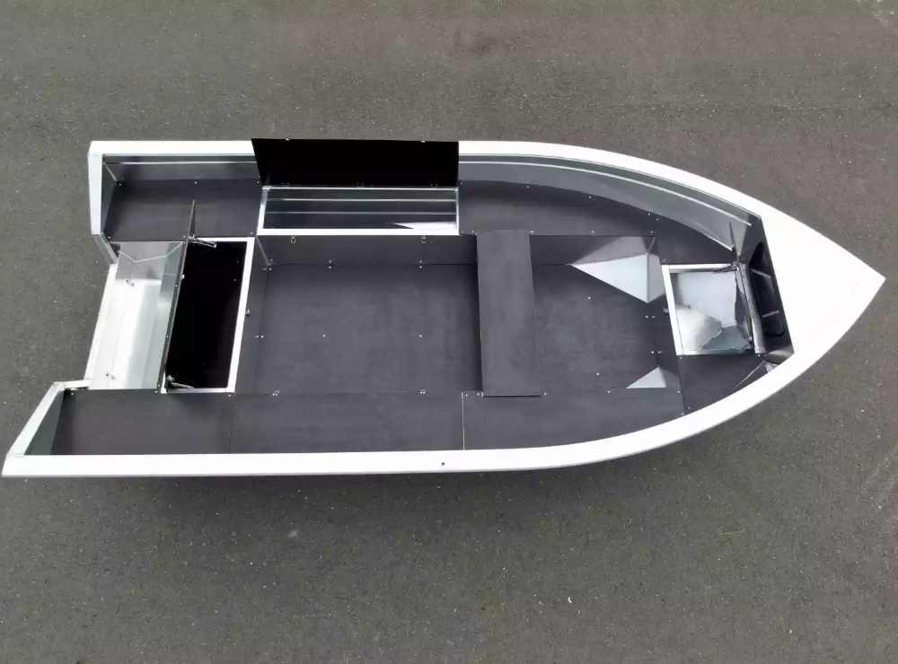 Алюминиевая лодка  Неман-420 в Благовещенске