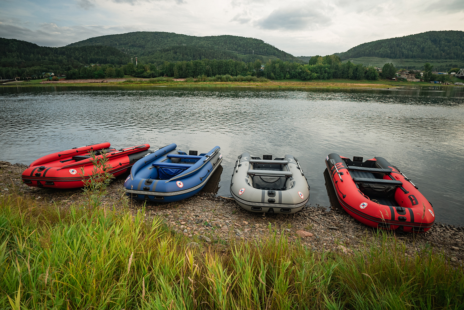 Лодка MISHIMO RIVER FJET PRO 400 под водомет в Благовещенске
