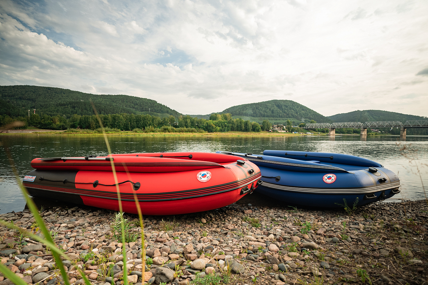 Лодка MISHIMO RIVER FJET PRO 400 под водомет в Благовещенске