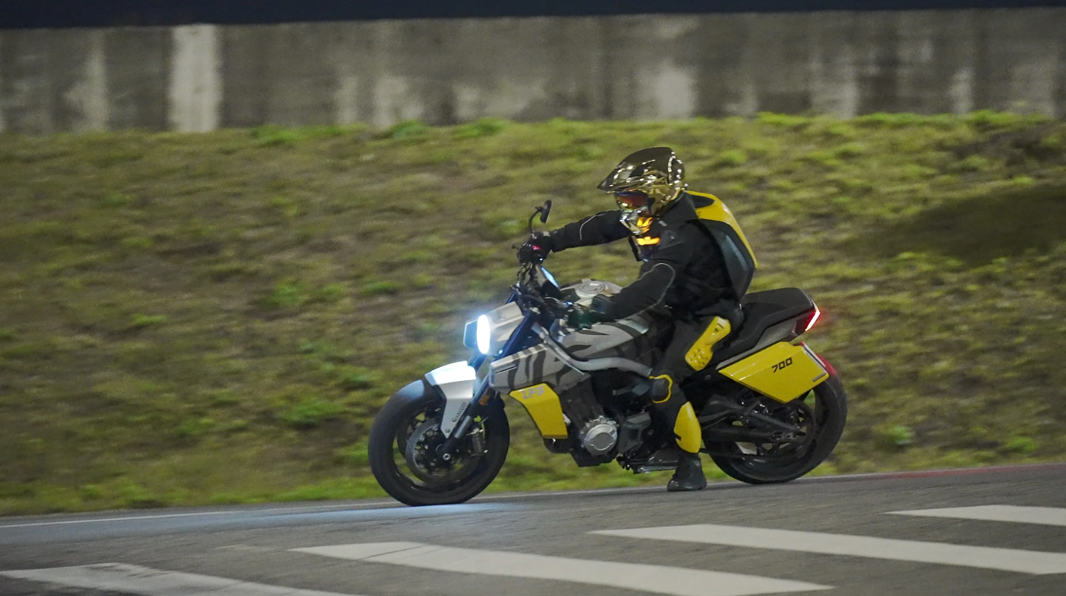 Мотоцикл Benda LFS 700 в Благовещенске