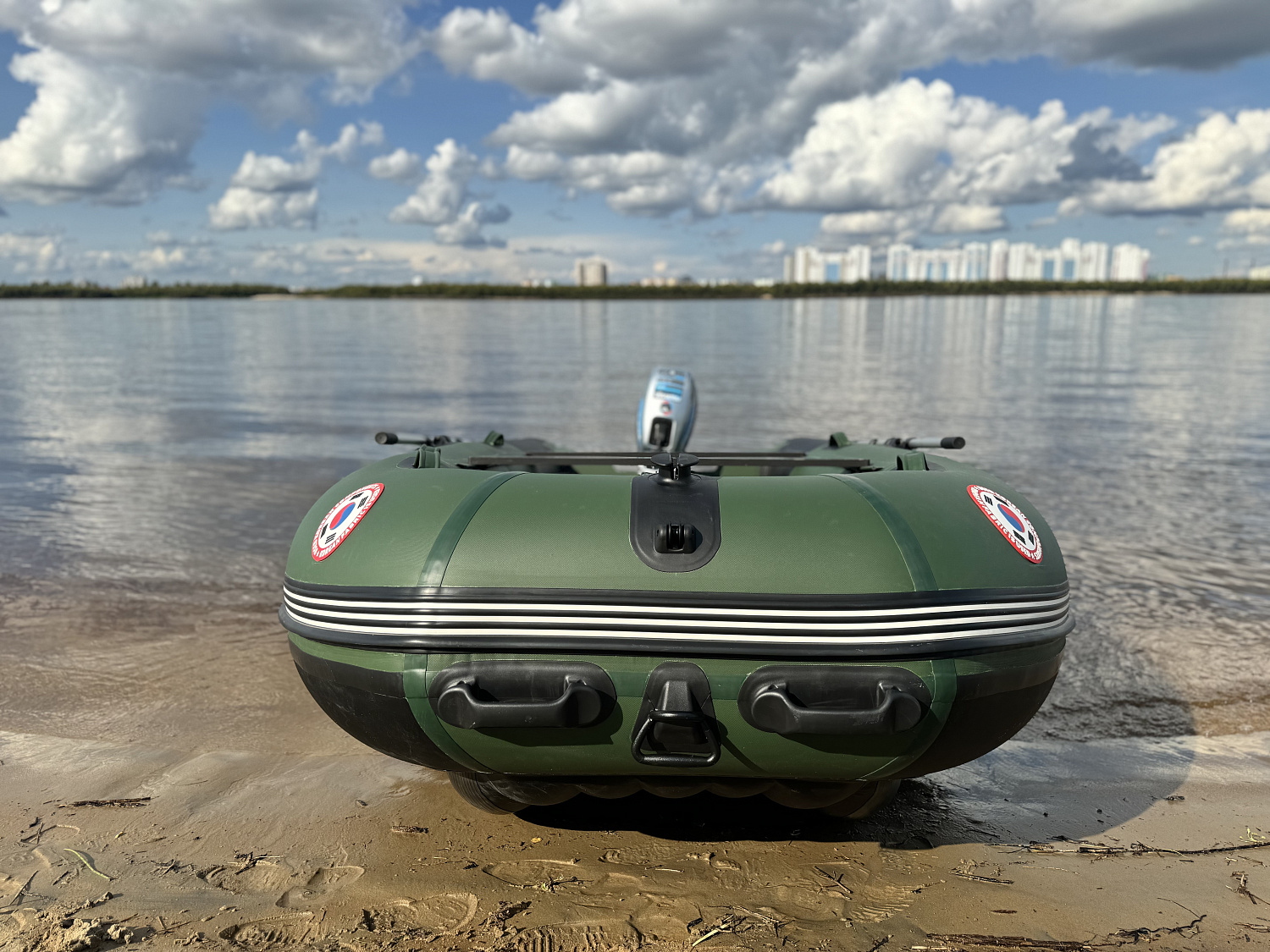 Лодка MISHIMO BIG FLOOR 440 в Благовещенске