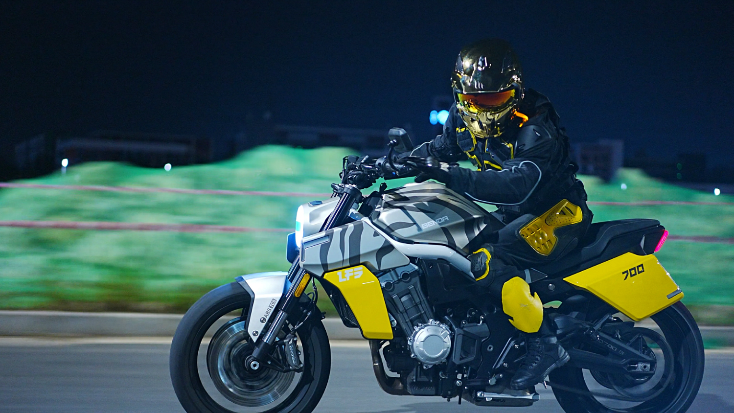 Мотоцикл Benda LFS 700 в Благовещенске