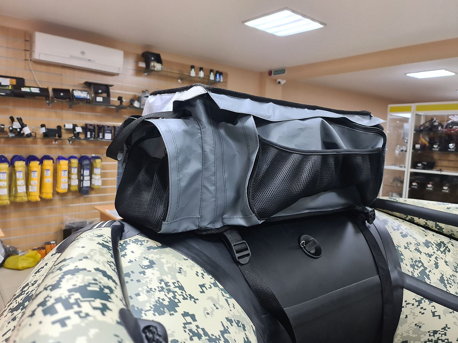 СУМКА ЛЮКС НА БАЛЛОН ДЛЯ ЛОДОК ПВХ 50Х25Х25 СМ в Благовещенске